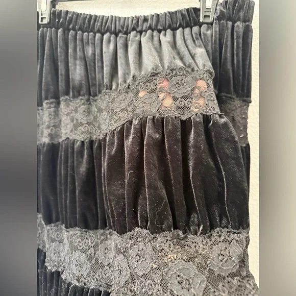 Lapis Black Velvet Lace Sequin Skirt Large Romantic Goth Y2K - Picture 6 of 8
